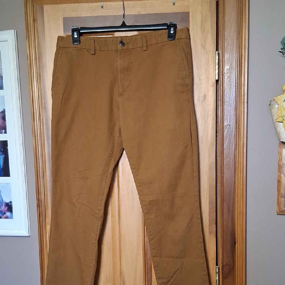 Old Navy Men's Tan Chinos